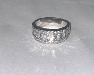 LADIES 2 1/3 CARAT PLATINUM AND DIAMOND ANNIVERSARY RING
