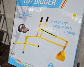 TOY DIGGER
