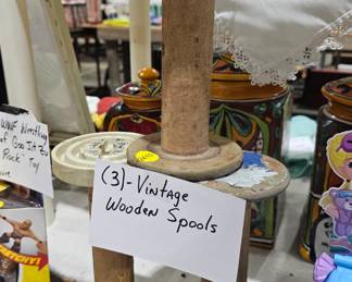 VINTAGE WOODEN SPOOLS