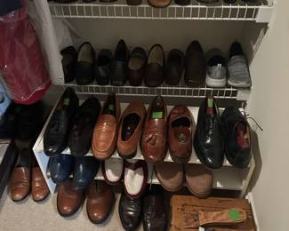 very nice, some new men's shoes, shoe shine kits