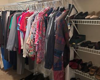 very nice ladies clothing and shoes
