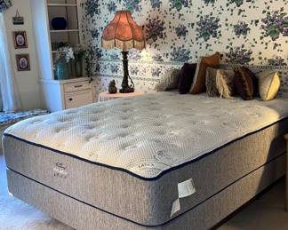Queen size, bed, and frame