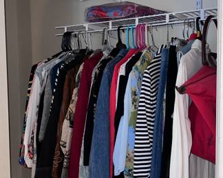 Women's Clothes size small to large