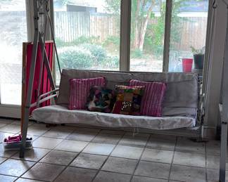 Porch swing