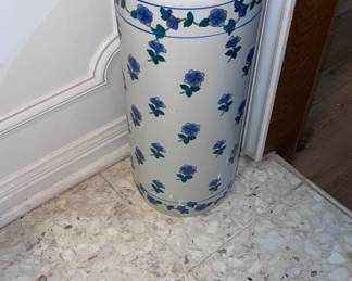Porcelain Umbrellas Stand
