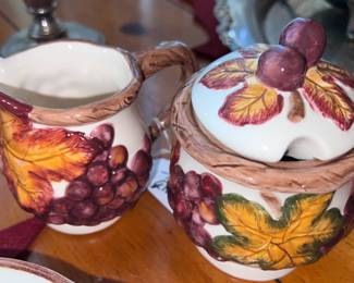 Vintage Thanksgiving Creamer and Sugar Set