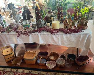 More Longaberger baskets, decor
