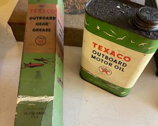 VINTAGE TEXACO OIL CANS
