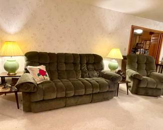 LA-Z-BOY RECLINING COUCH AND LA-Z-BOY ROCKING RECLINER, MCM END TABLES, VINTAGE MATCHING LAMPS