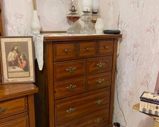 VINTAGE DRESSER, OLD OIL LAMPS