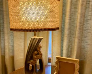 MCM LAMP-WAS REPAIRED ON THE SIDE