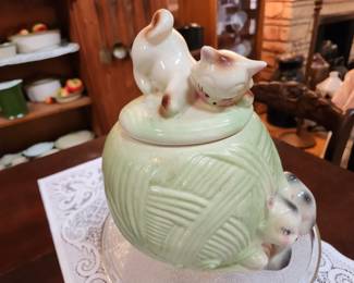 Kitten Cookie Jar