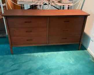 6LaneLowboyDresser