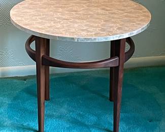 3Capizshelltable