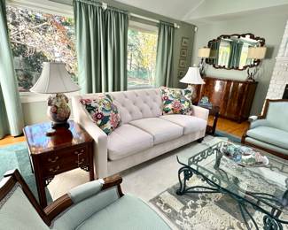 Tobacco Leaf lamps, Thibault pillows, custom rug