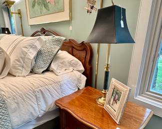 Baldwin lamps, Down Bedding