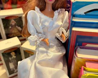 Vintage wedding party Midge Barbie