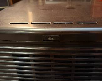 Vintage RCA Victor Portable Bakelite Phonograph Record Player
