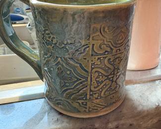 Ceramic coffee/tea mugs