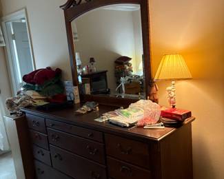 11-drawer dresser w attached mirror, part of King size bedroom set