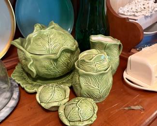 Vintage cabbage/lettuce set: lidded bowl, plate, salt & pepper shakers, lidded sugar bowl & creamer