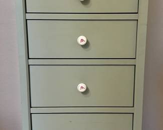 5-Drawer Small Scale Dresser