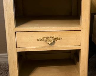 Nightstands pr