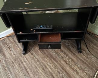  Vintage drop leaf  table that could be used as side table/TV stand. 