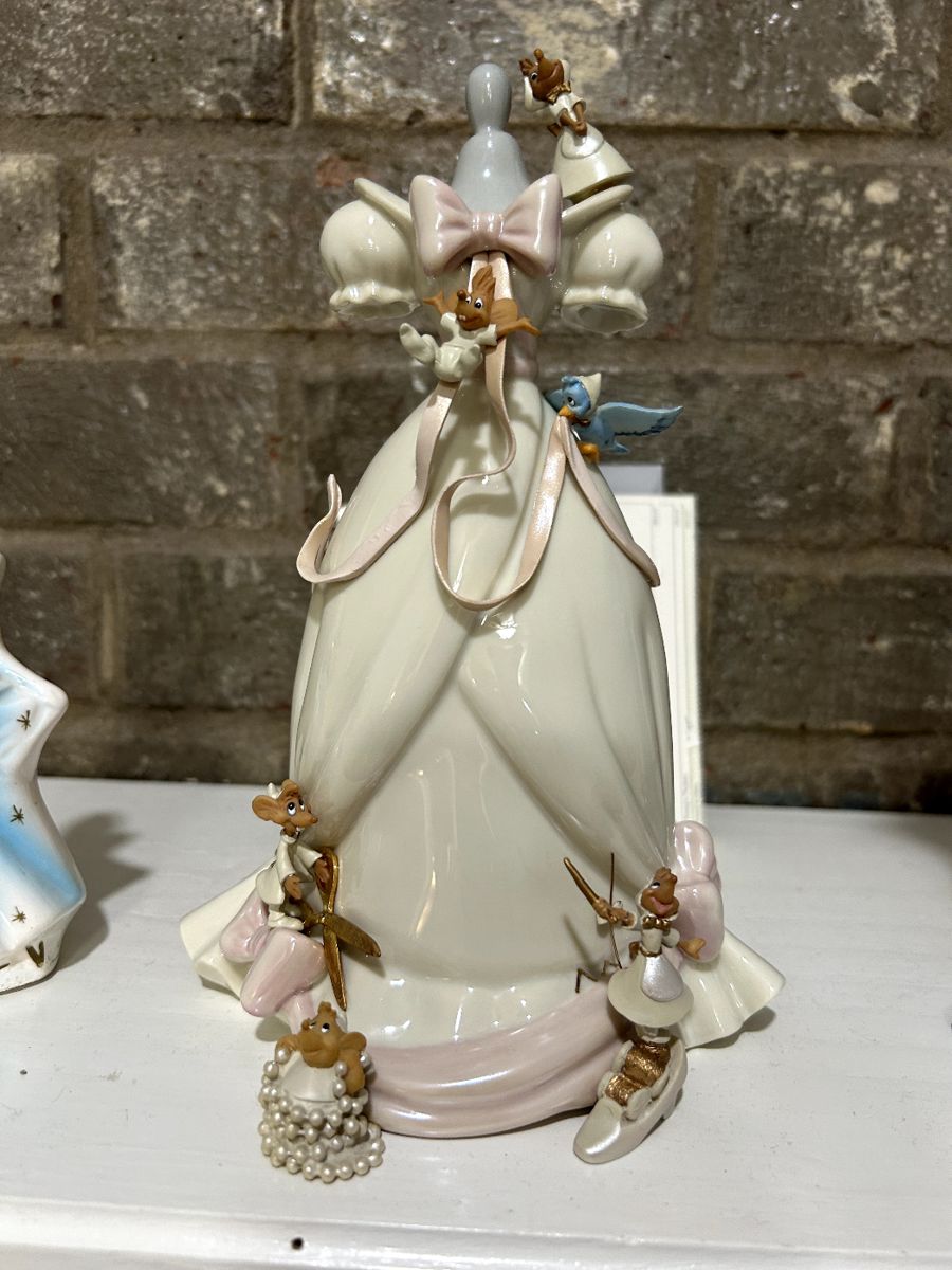 Lenox Disney Showcase Cinderella's Surprise figurine, crafted from fine porcelain