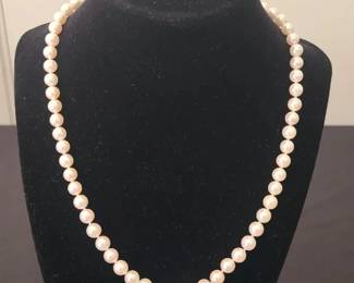 18 Inch Pearl Necklace