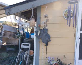 outdoor decor 