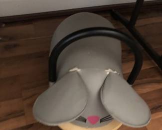 Mouse stool