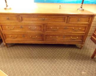 Henredon dresser