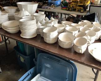 Set Of  Pfaltzgraff Dishes