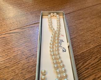 Set Of Pearls and Earings