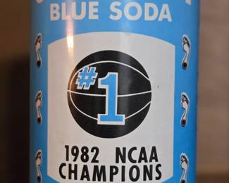 UNC 1982 soda can 