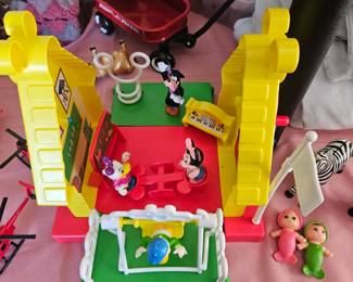 Mickey and Minie School House