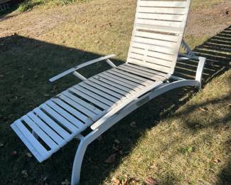 lawn chair