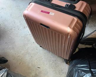 suit case