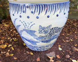 Large Fountain 30" round