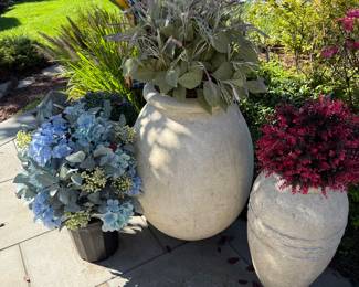 Tons of Planters