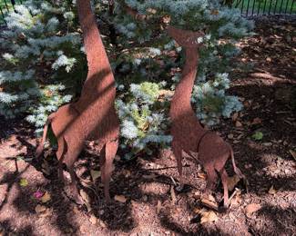 Giraffe Metal Sculptures