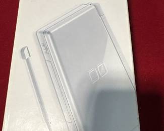 Nintendo DS Lite white CIB no charging cord