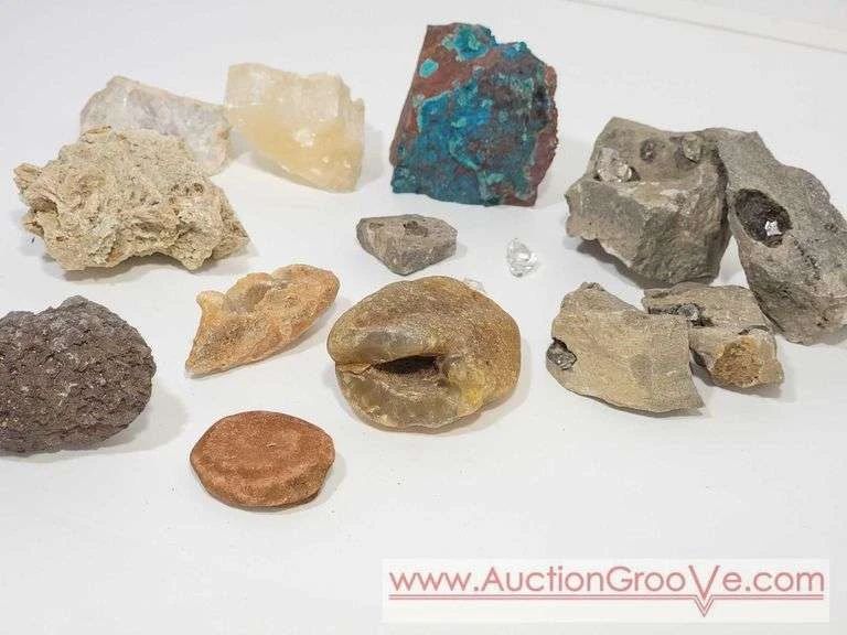 1 Gem and Mineral Collection. Herkimer Diamonds, Montana Agate, Baritz, Azutite, Selenite, Satin Spar. Barite Ros