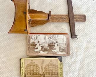 Keystone View Co Stereoscope Viewer - set