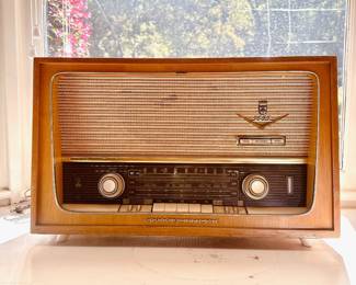 Grundig Majestic Radio 2077