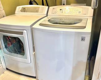 Like-New LG Washer & Dryer