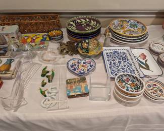 SERVING PIECES
