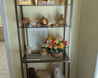 BOOKSHELF AND GOLD DECOR