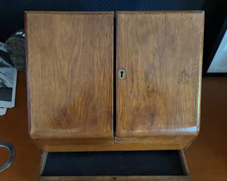 BOX